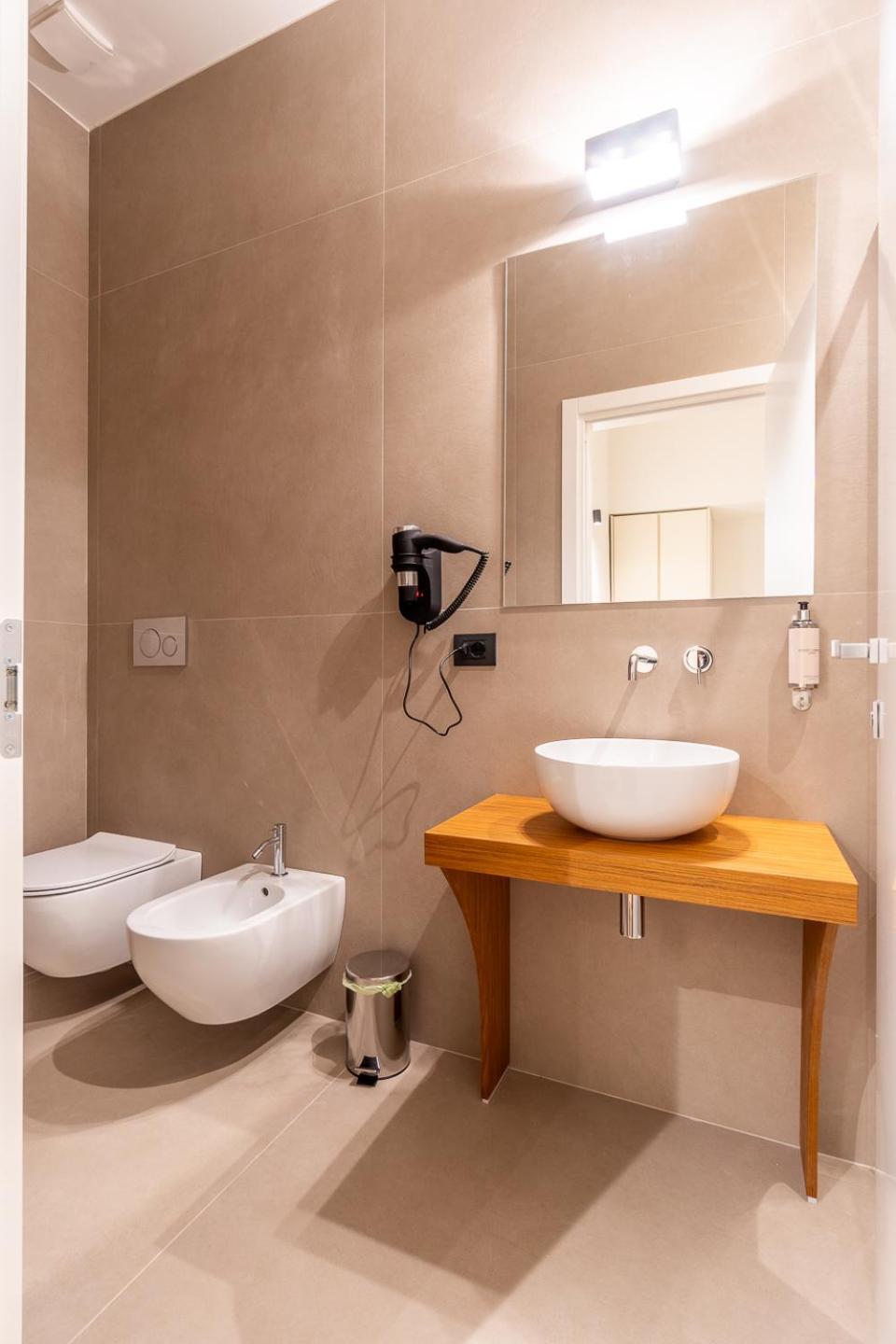 Palazzo Italia Suites Бари Экстерьер фото