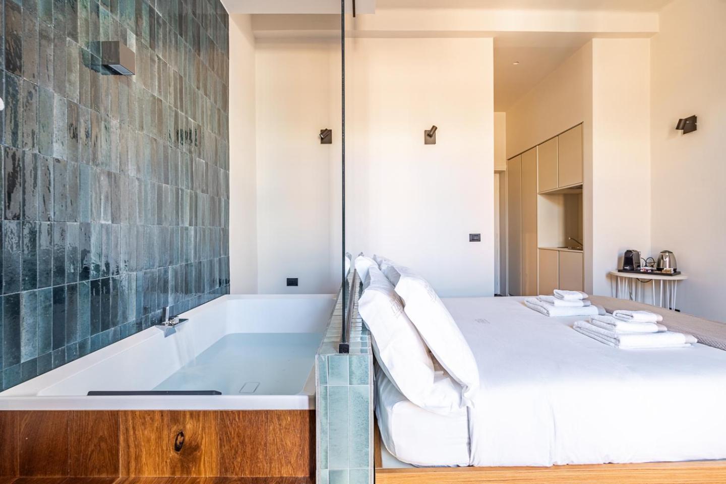 Palazzo Italia Suites Бари Экстерьер фото